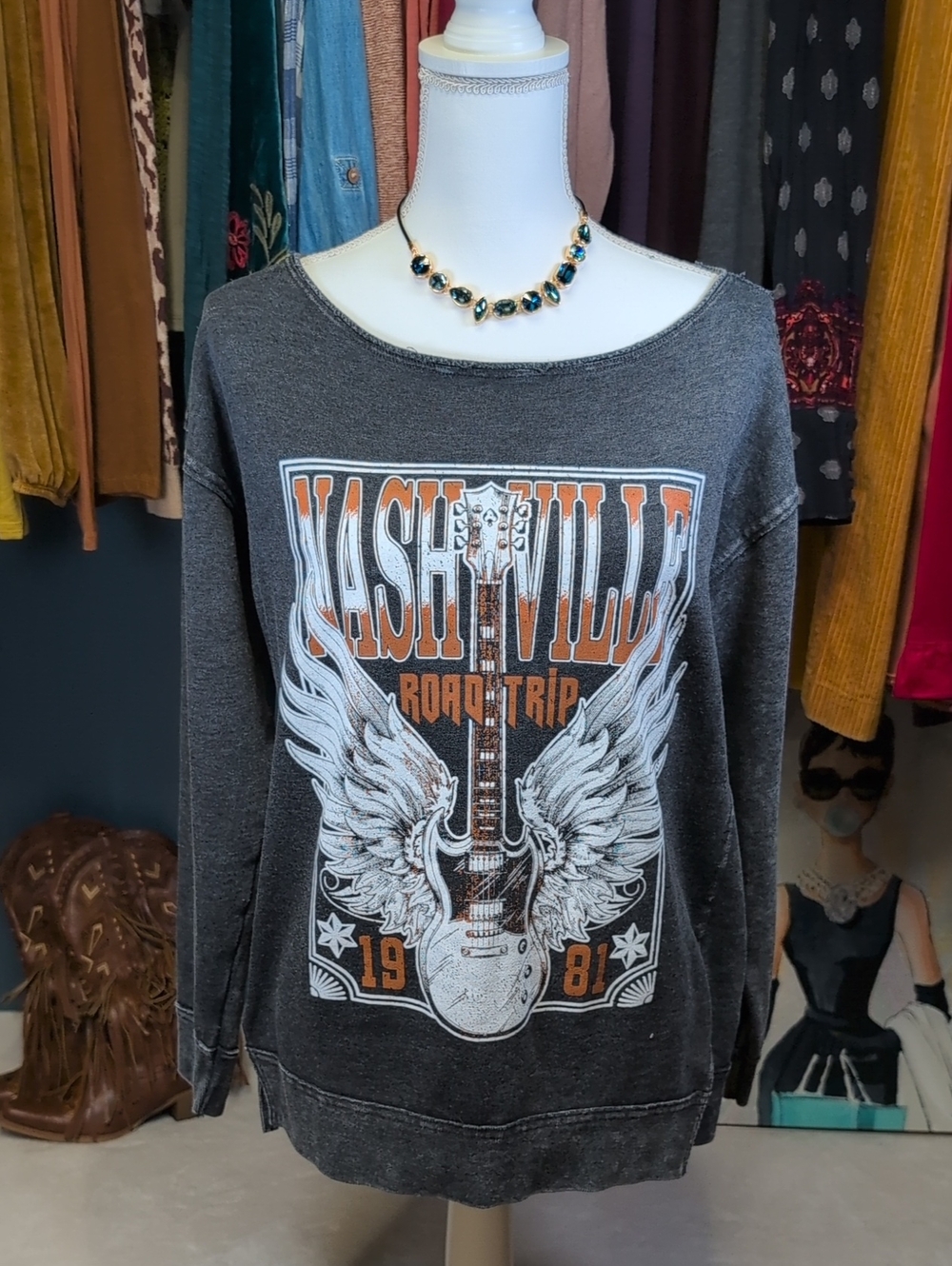 Nashville Road Trip Graphic  Sweatshirt - Charcoal